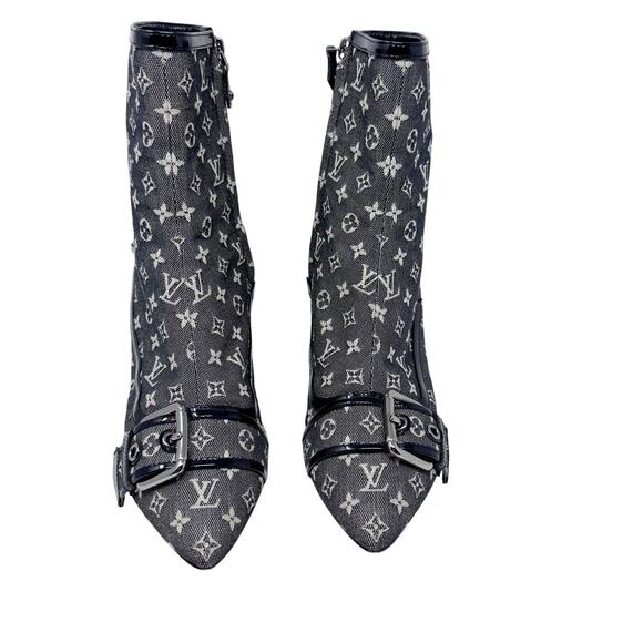 Louis Vuitton Gray Canvas Logo Ankle Boots with Buckles and Pointed Toes EU 39.5 - Picture 3 of 13